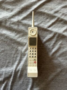 Beige Retro Cordless Style Mobile Handset - Vintage Cream Finish